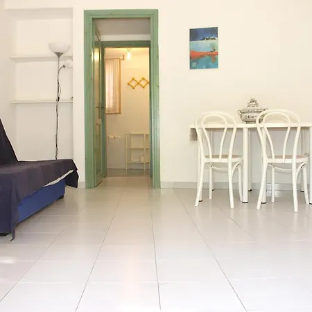 Tonnara Beach Front Apartahotel Stintino